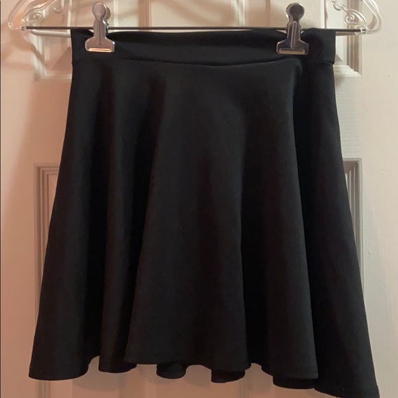 Black Skater Skirt - Picture 1 of 1